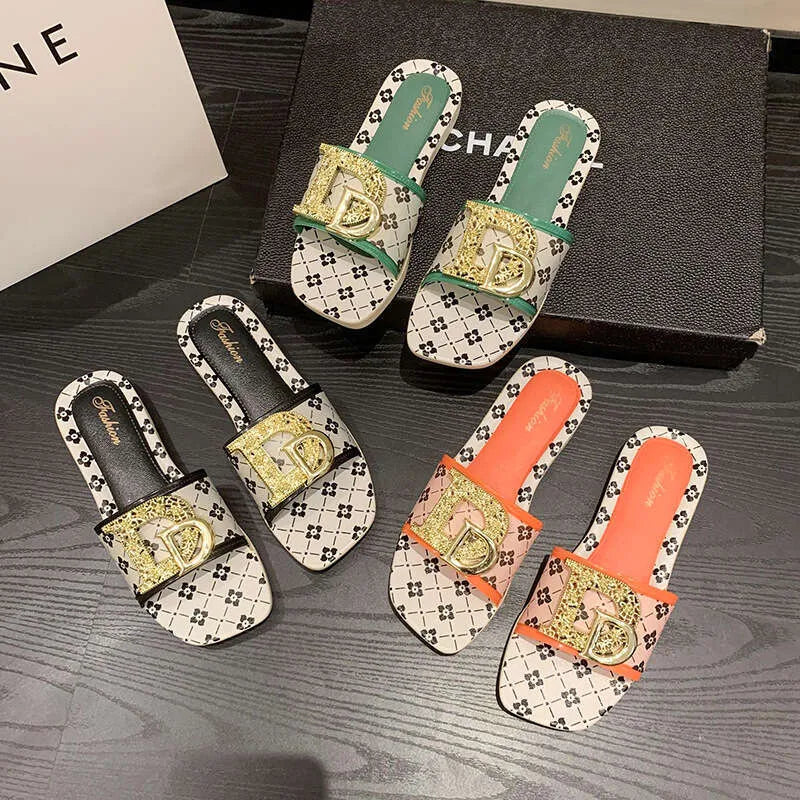 Zomer sandalen in voorraad